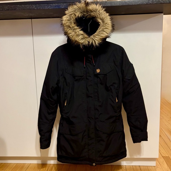 Fjällräven Nuuk Parka W - Black, S - Picture 2 of 14